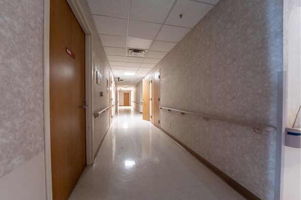 Veterans Affairs Outpatient Clinic: 351 Hartnell Ave, Redding, CA 96002